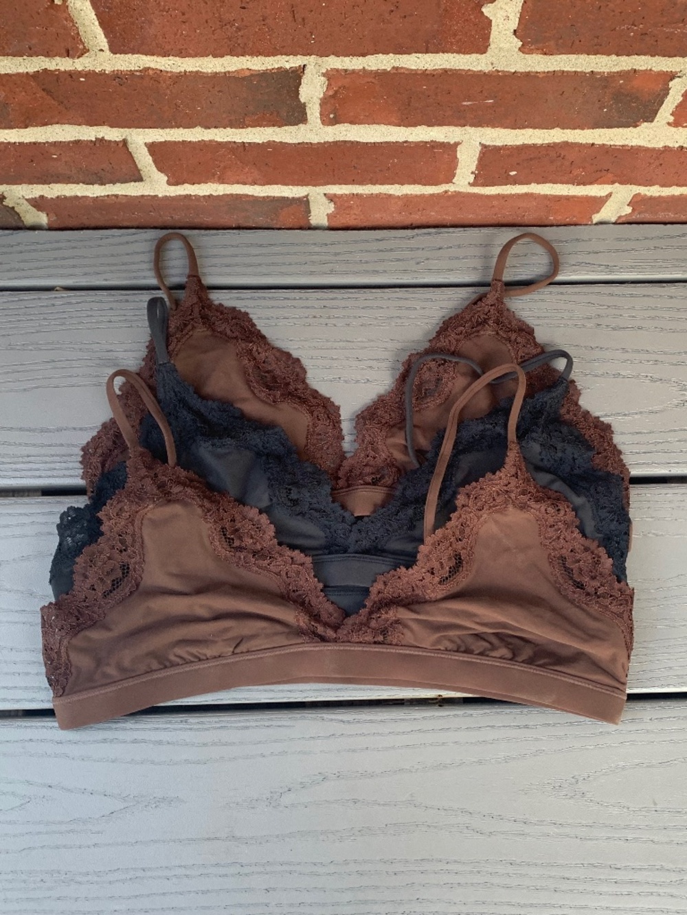 SKIMS Fits Everybody Lace Triangle Bralette Set
